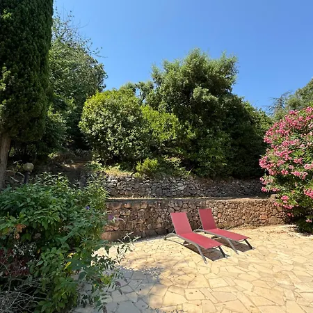 14474 Location Saisonniere Bas De Dans Un Domaine Prive Prestigieux * Les Adrets-de-l'Esterel